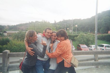 faus-bond-con-eli-esther-y-lucia.jpg